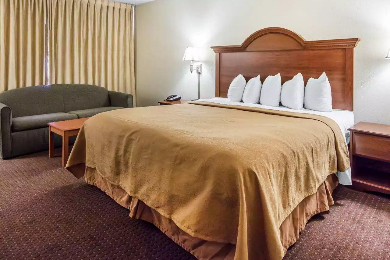 Quality Inn & Suites At Dollywood Lane Pigeon Forge Exterior foto