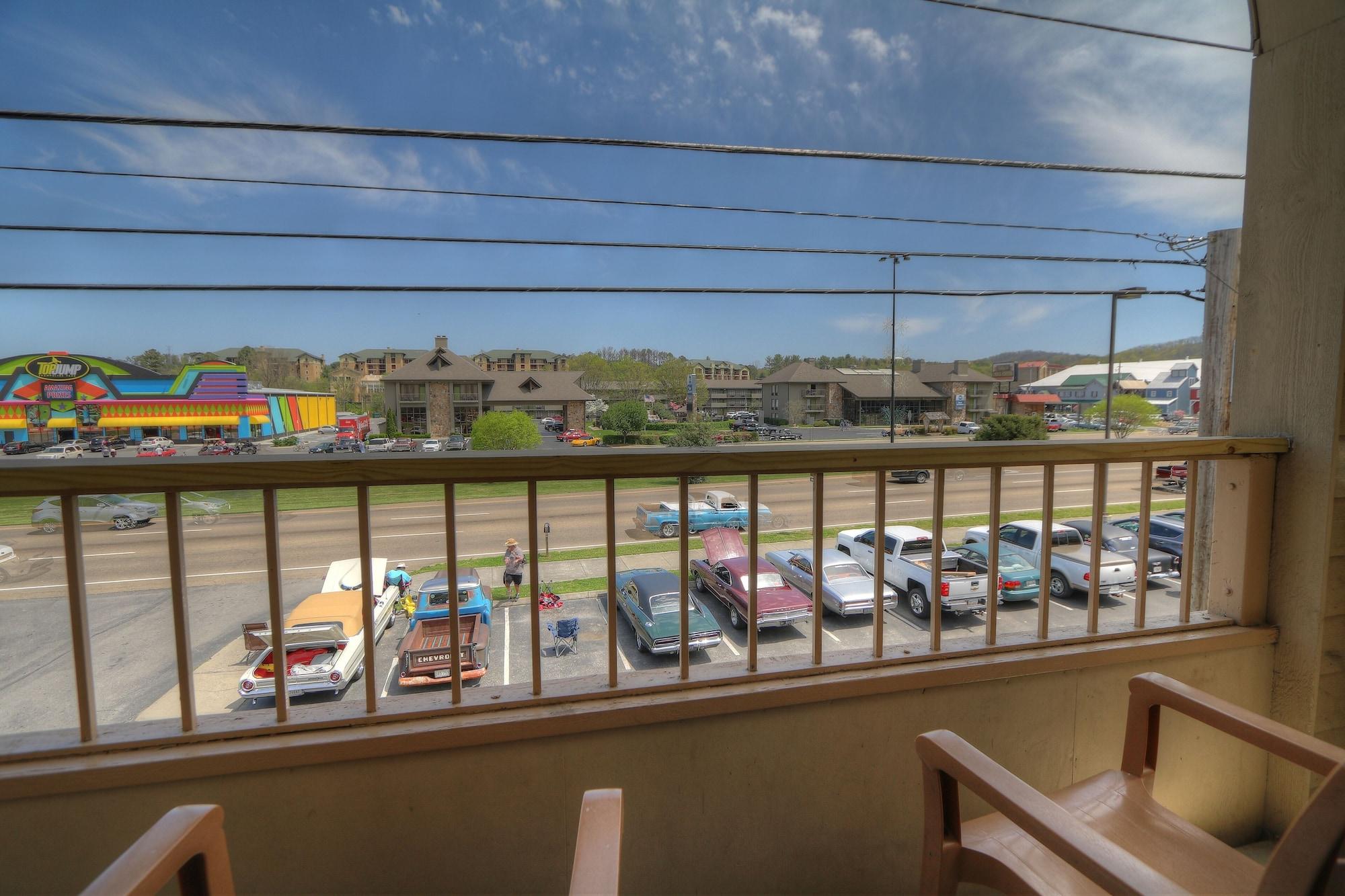 Quality Inn & Suites At Dollywood Lane Pigeon Forge Exterior foto